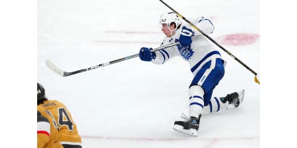 Mitch Marner věří, že Vegas Golden Knights má větší šanci na vítězství v šampionátu Mitch Marner věří, že Vegas Golden Knights má větší šanci na vítězství v šampionátu